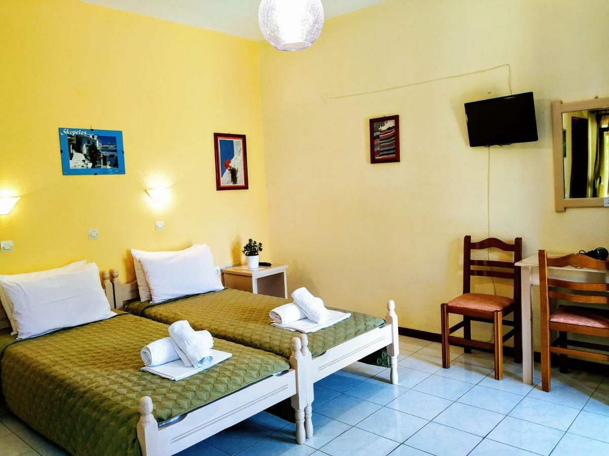 Studios Filippos Skopelos Exterior foto